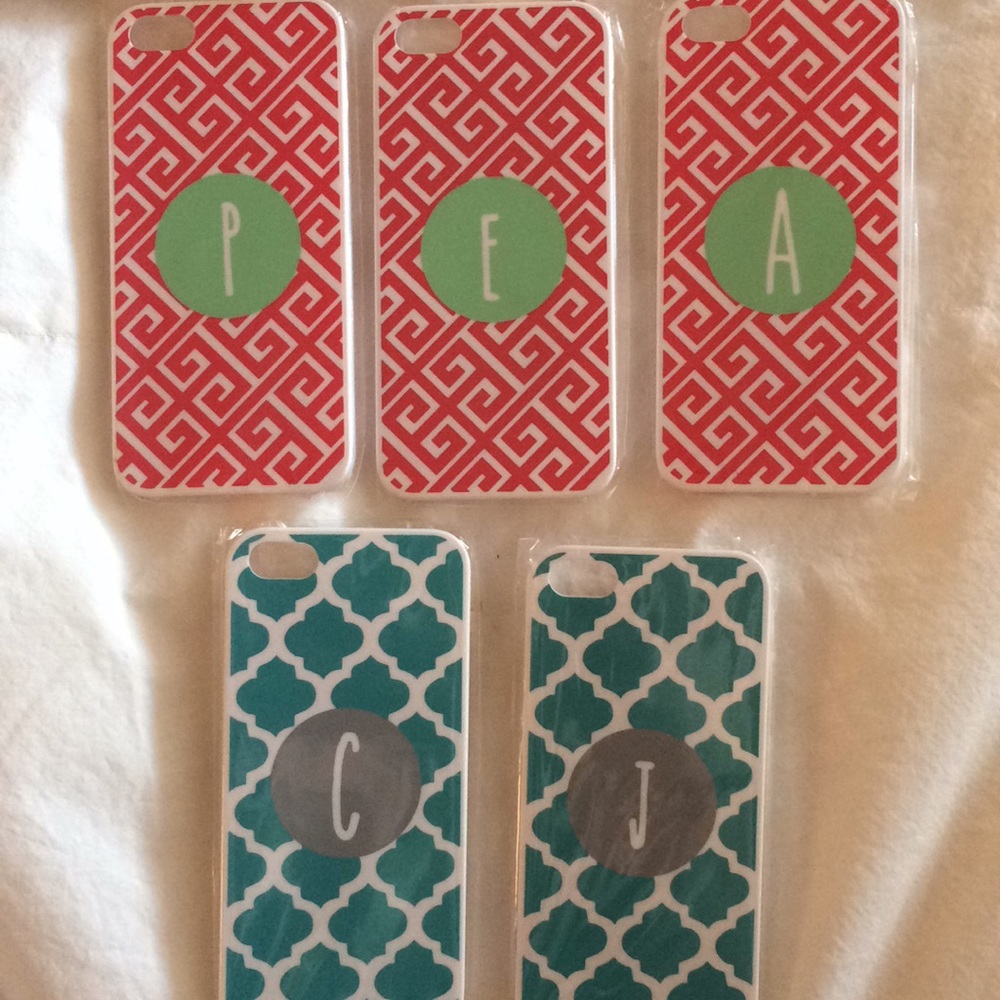 IPhone 5/S Initial Cases - Picture 5 of 6